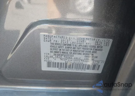 2018 Nissan Sentra S z USA, uszkodzony, nr VIN 3N1AB7AP3JY227373